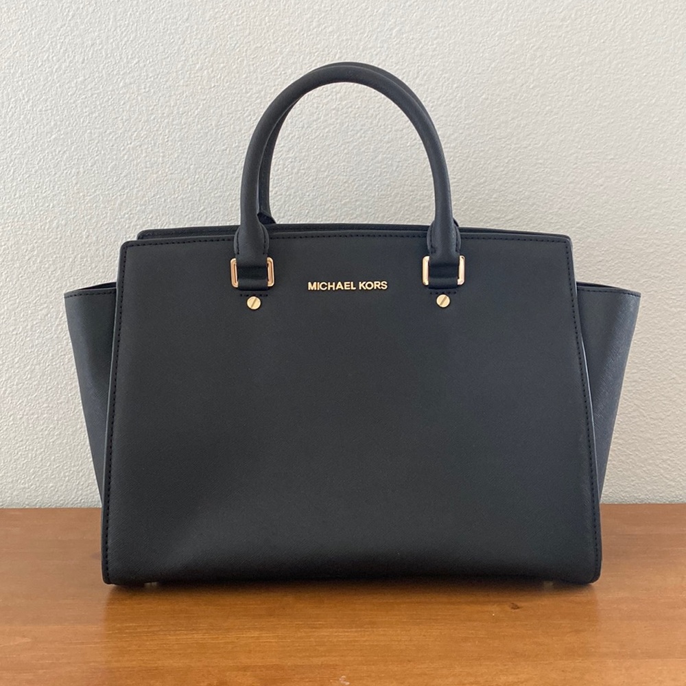 Michael Kors Selma Saffiano Leather Medium Trapeze Satchel in Black - Picture 2 of 6